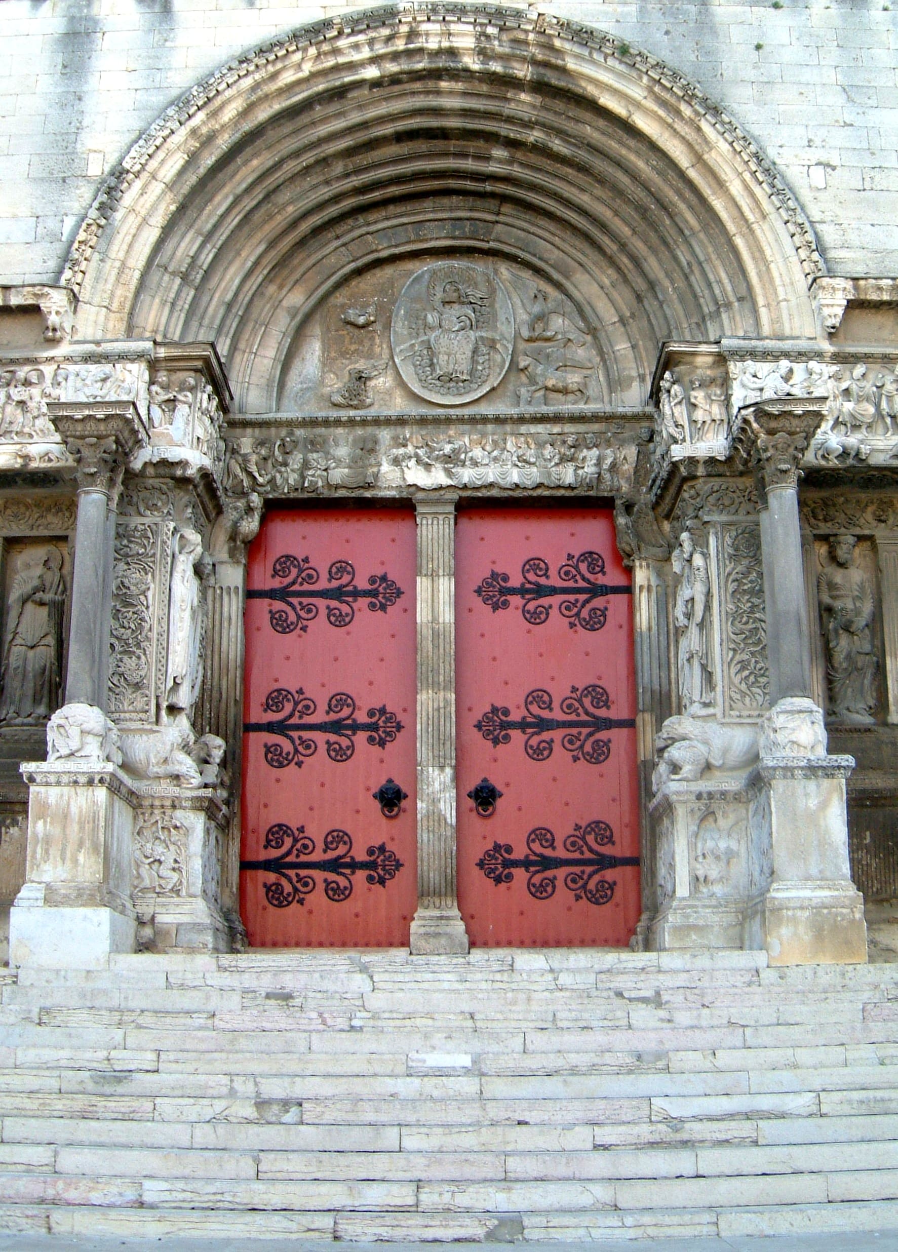 Frankreich-Camargue-Saint_Gilles-Kathedrale-Portal
